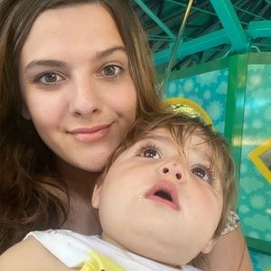 Meet your Posher, Kacy